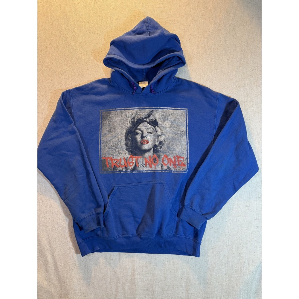 Gildan Marilyn Monroe Trust No One Graphic Hoodie Blue Mens Medium Streetwear